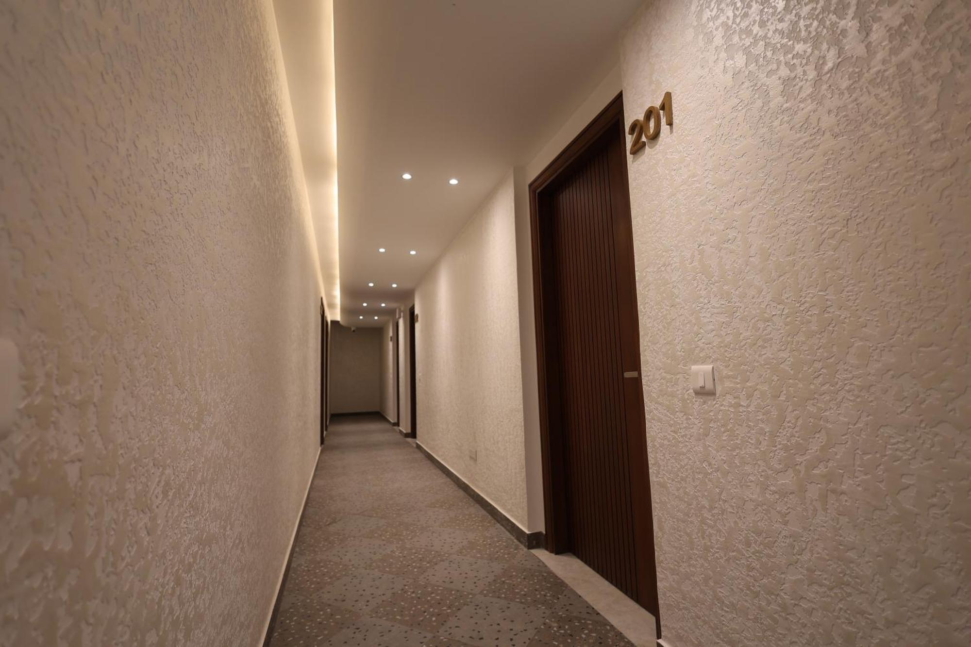 Hotel Regal Palm Moradabad Eksteriør bilde
