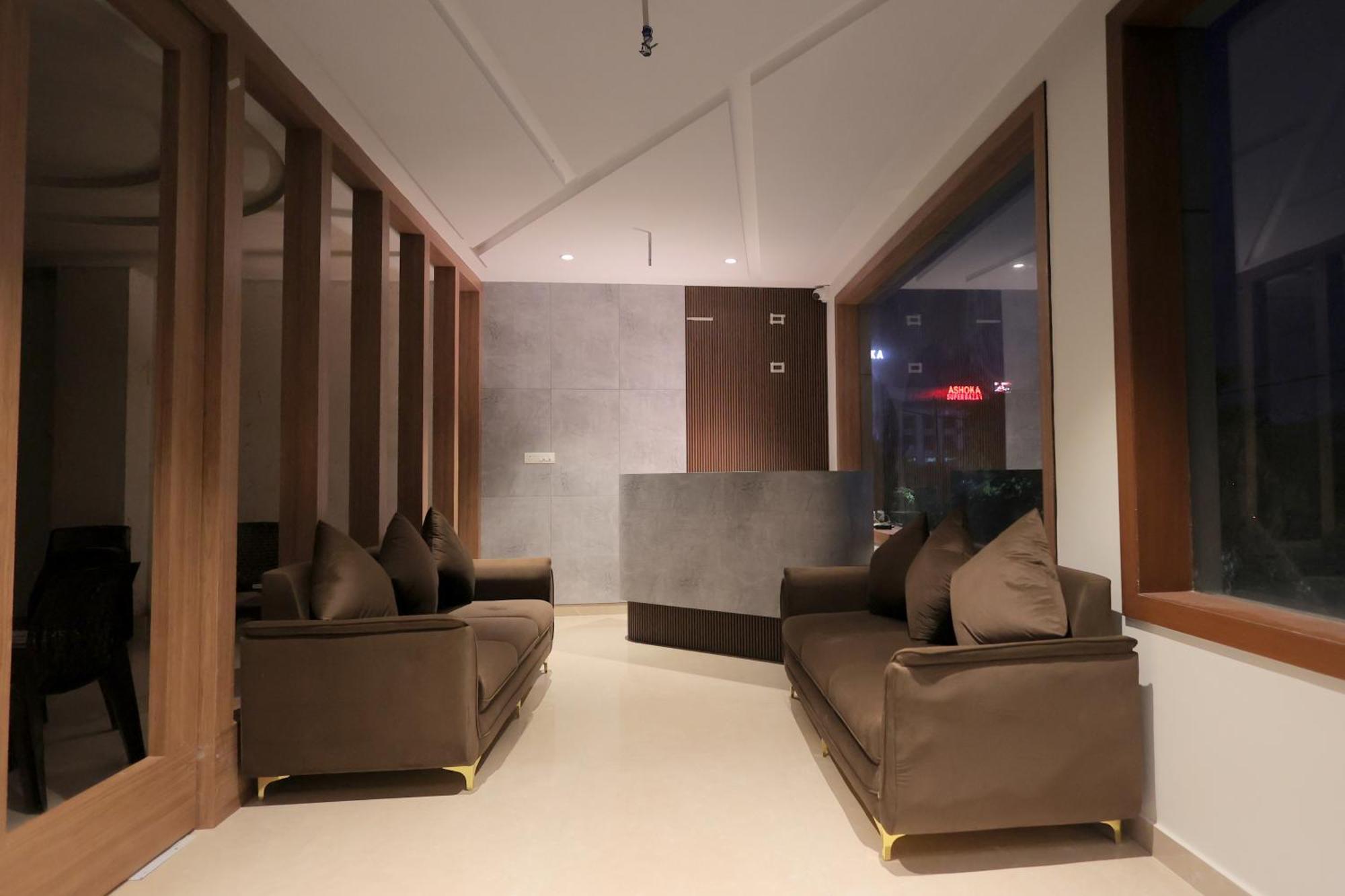 Hotel Regal Palm Moradabad Eksteriør bilde