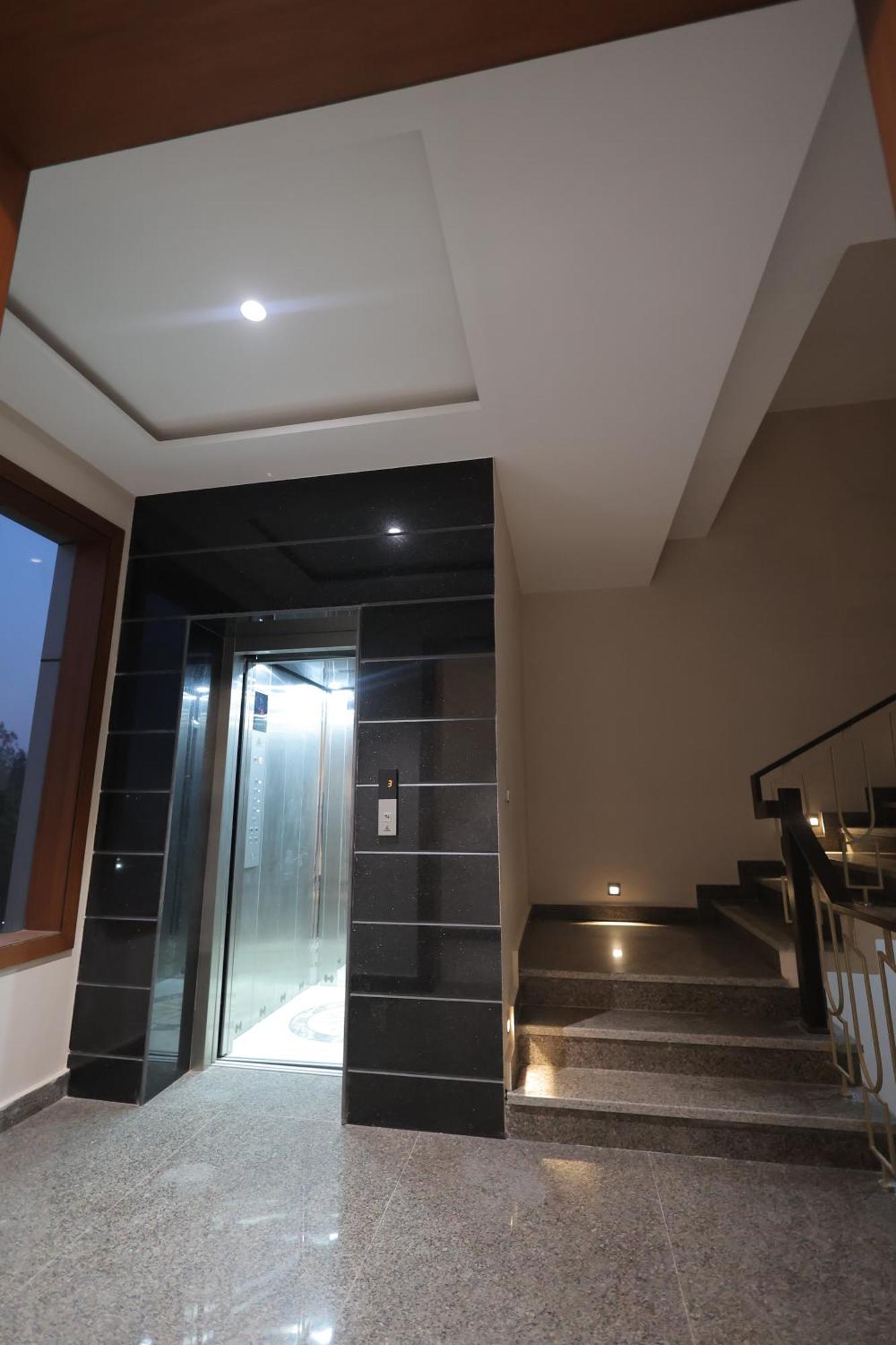 Hotel Regal Palm Moradabad Eksteriør bilde